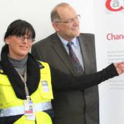 Melanie Kamanda und KCA-Vorstand Michael Krumbe